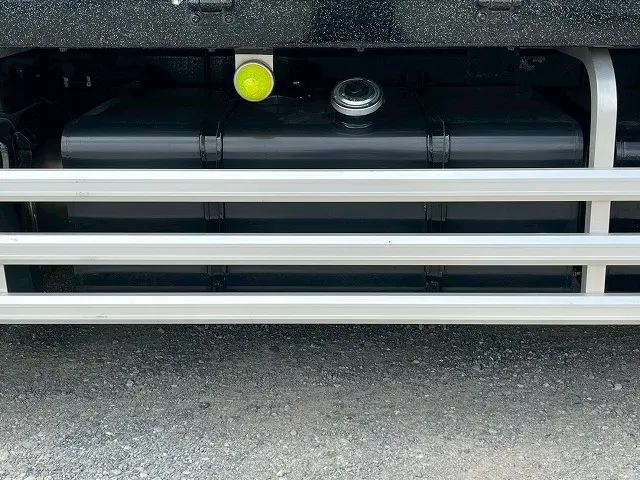 ＵＤ クオン LKG-CG5ZE(8x4)の写真34