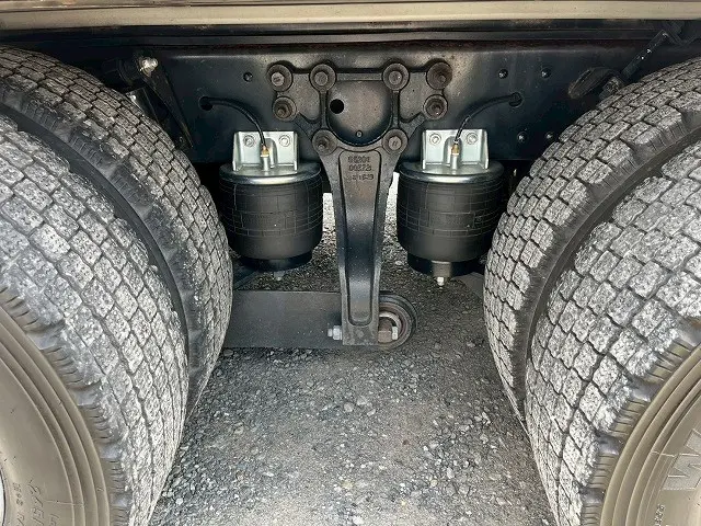 ＵＤ クオン LKG-CG5ZE(8x4)の写真43