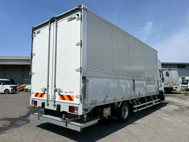 ワンオーナー！240馬力！6速MT！R4-フォワード・アルミウイングPG|いすゞ フォワード 2RG-FRR90T2(未入力/関係無)の写真6