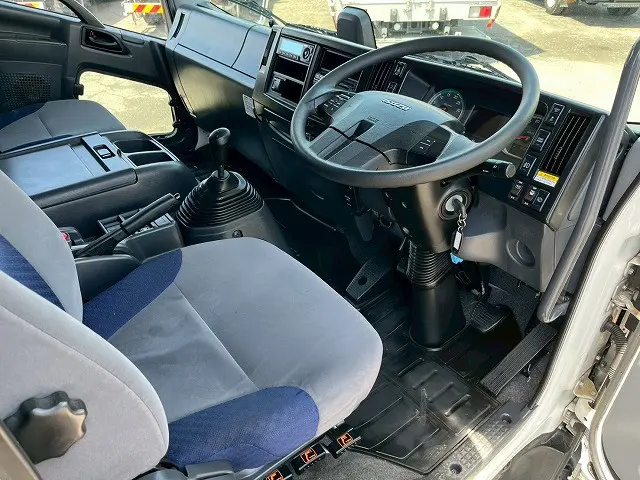 いすゞ フォワード 2RG-FRR90T2(未入力/関係無)の写真19