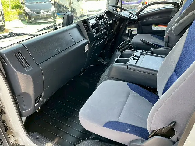 いすゞ フォワード 2RG-FRR90T2(未入力/関係無)の写真23