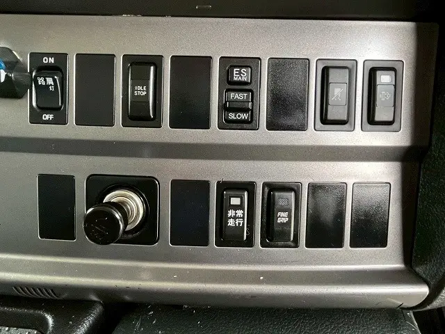 日野 プロフィア QKG-FR1EXBG(6x2)の写真27