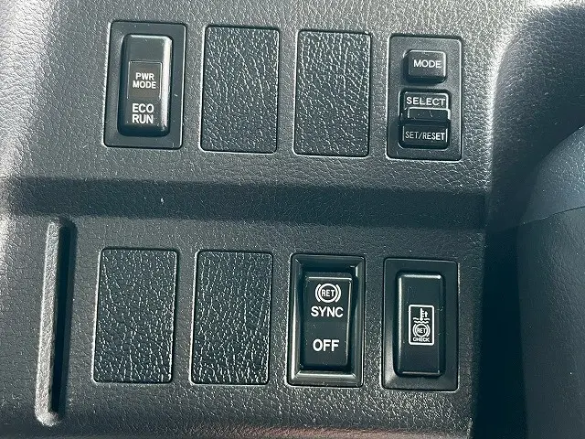 日野 プロフィア QKG-FR1EXBG(6x2)の写真29