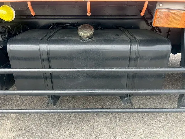 日野 プロフィア QKG-FR1EXBG(6x2)の写真35