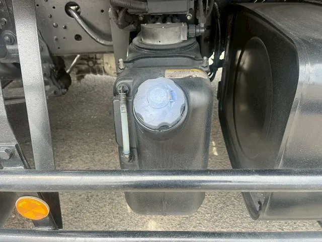 日野 プロフィア QKG-FR1EXBG(6x2)の写真36