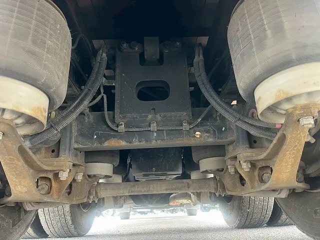 日野 プロフィア QKG-FR1EXBG(6x2)の写真41