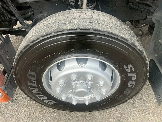 日野 プロフィア QKG-FR1EXBG(6x2)の写真47