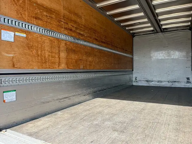 いすゞ フォワード 2RG-FRR90T2(未入力/関係無)の写真15