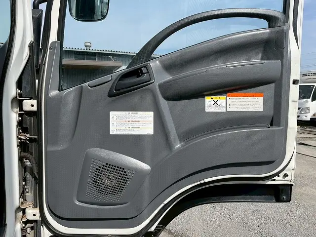 いすゞ フォワード 2RG-FRR90T2(未入力/関係無)の写真17