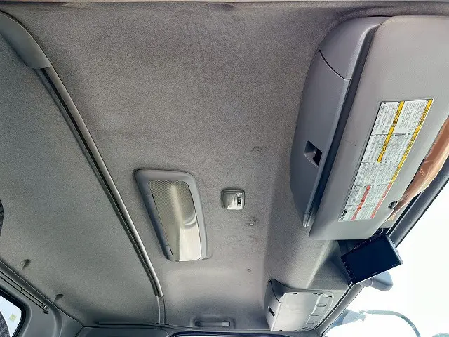 いすゞ フォワード 2RG-FRR90T2(未入力/関係無)の写真20