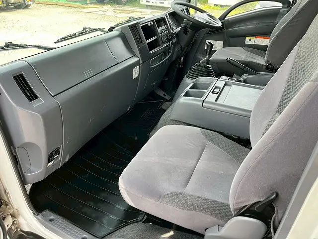 いすゞ フォワード 2RG-FRR90T2(未入力/関係無)の写真22