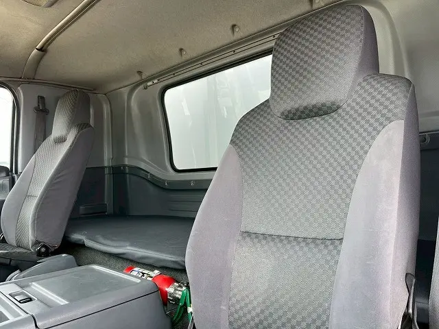 いすゞ フォワード 2RG-FRR90T2(未入力/関係無)の写真23