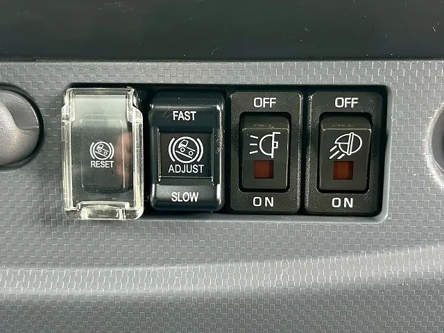 いすゞ フォワード 2RG-FRR90T2(未入力/関係無)の写真30