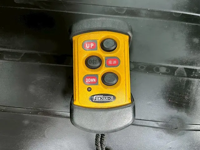 いすゞ フォワード 2RG-FRR90T2(未入力/関係無)の写真32