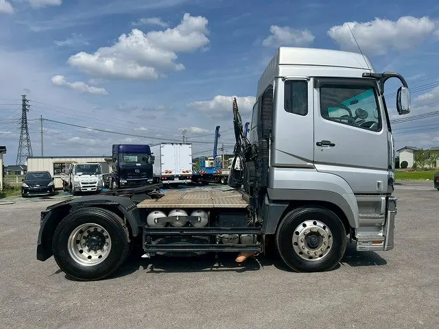 ハイキャブ！ハイルーフ！D尺！H23-スーパーグレート・トラクターヘッド|三菱 スーパーグレート LKG-FP54VDR(未入力/関係無)の写真5