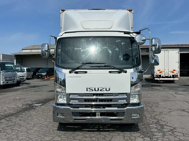 210馬力！6速マニュアル車！H23-フォワード・アルミウイング|いすゞ フォワード PKG-FRR90S2(未入力/関係無)の写真3