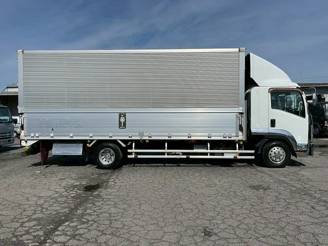 210馬力！6速マニュアル車！H23-フォワード・アルミウイング|いすゞ フォワード PKG-FRR90S2(未入力/関係無)の写真6