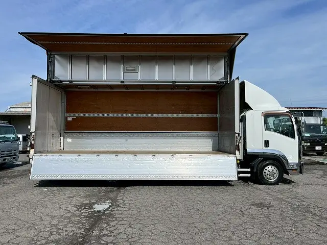 210馬力！6速マニュアル車！H23-フォワード・アルミウイング|いすゞ フォワード PKG-FRR90S2(未入力/関係無)の写真12
