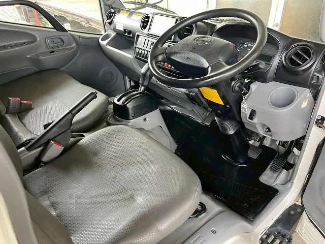 日野 デュトロ TKG-XZC605M(未入力/関係無)の写真20