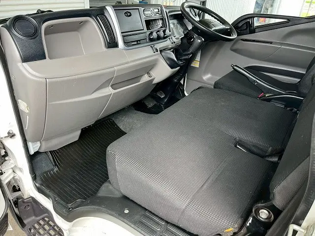 三菱 キャンター TPG-FEA50(未入力/関係無)の写真24