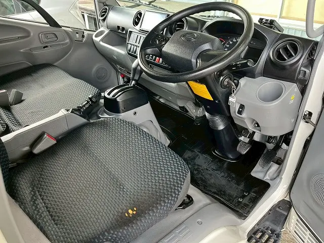日野 デュトロ 2RG-XZC605M(未入力/関係無)の写真20