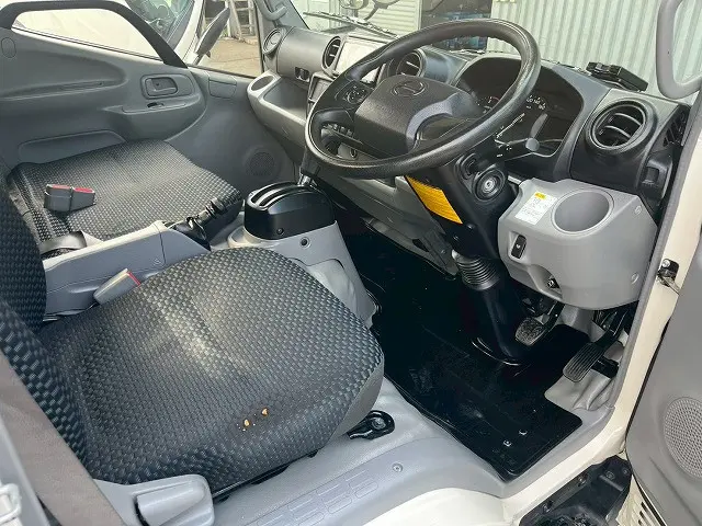 日野 デュトロ 2RG-XZU650M(未入力/関係無)の写真19