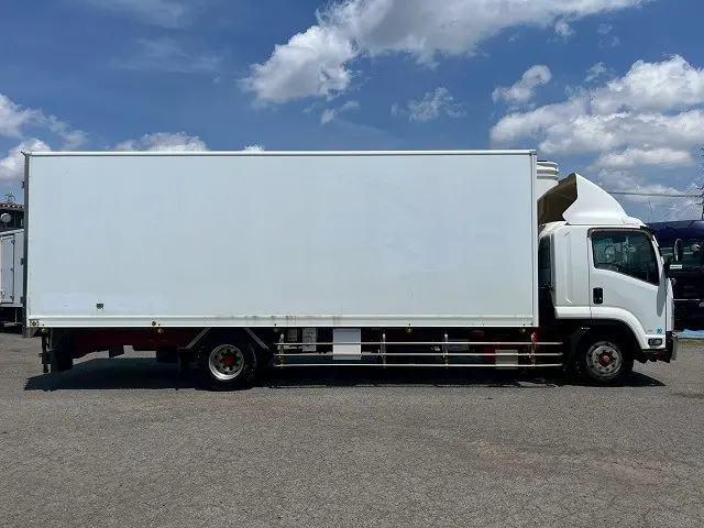 6.5トン積載!ジョロダー&キーストンH28-増トンフォワード・冷蔵冷凍車|いすゞ フォワード QPG-FTR34S2(未入力/関係無)の写真5