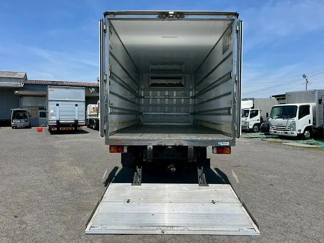 格納式パワーゲート！後輪エアサス！H29-ファイター・冷蔵冷凍車PG|三菱 ファイター TKG-FK64F(未入力/関係無)の写真11