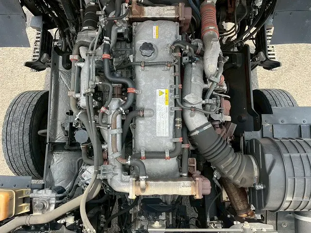 いすゞ ギガ QPG-CYJ77B(8x4)の写真37