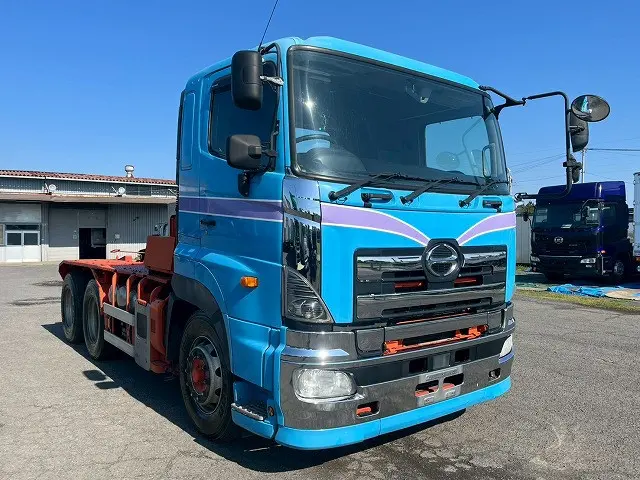 H27-プロフィア・トラクターヘッド★第5輪荷重17.7トン！520馬力|日野 プロフィア QDG-SS1EKDA(6x4)の写真4