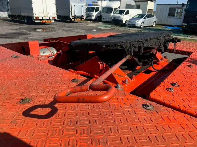 流体式リターダ！プロシフト！H27-プロフィア・トラクターヘッド|日野 プロフィア QDG-SS1EKDA(6x4)の写真12