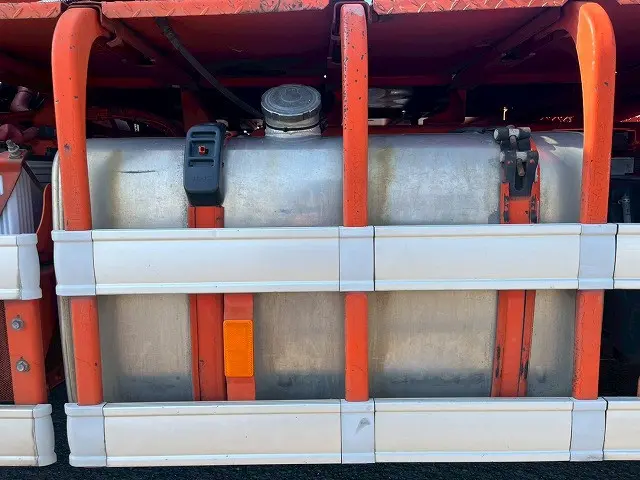 日野 プロフィア QDG-SS1EKDA(6x4)の写真34