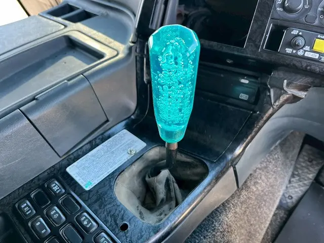 三菱 スーパーグレート QKG-FV50VY(6x4)の写真34