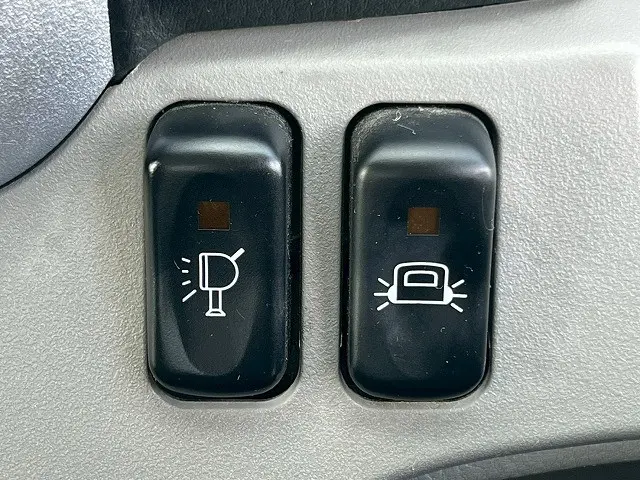 三菱 キャンター 2PG-FEB90(未入力/関係無)の写真32