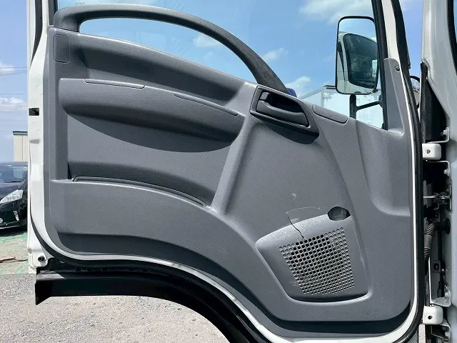 いすゞ エルフ 2PG-NPS88AN(4WD)の写真20