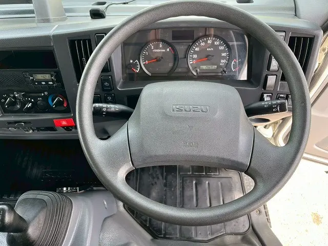 いすゞ エルフ 2PG-NPS88AN(4WD)の写真24