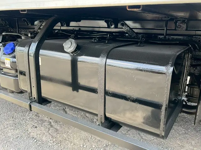 いすゞ エルフ 2PG-NPS88AN(4WD)の写真37