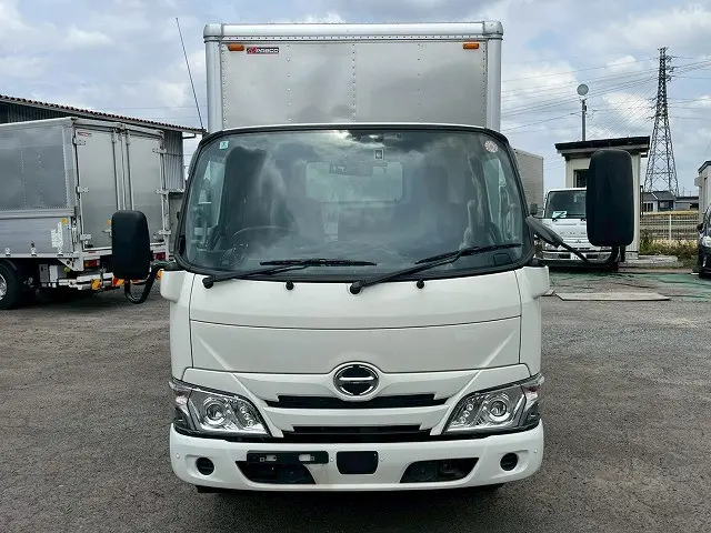 R4-デュトロアルミバン 車検付 令和9年3月迄 ワンオーナー|日野 デュトロ 2RG-XZC605M(2WD)の写真2