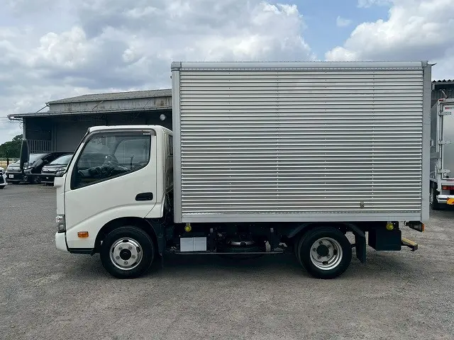 オートマ車!標準幅×10尺ボディ!R4-デュトロ・アルミバン|日野 デュトロ 2RG-XZC605M(2WD)の写真9
