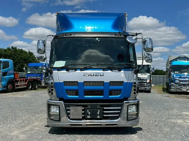 内高265cm!380馬力ターボ!H26-ギガ・アルミウイング|いすゞ ギガ QKG-CYJ77A(8x4)の写真2