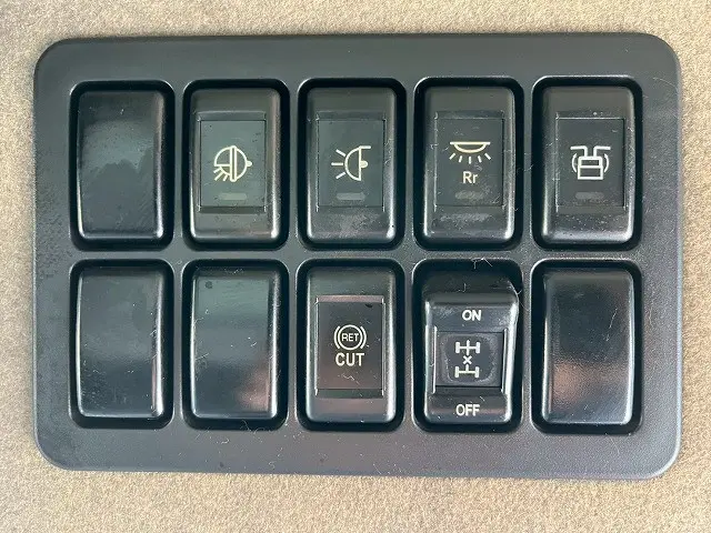 いすゞ ギガ QKG-CYJ77A(8x4)の写真30