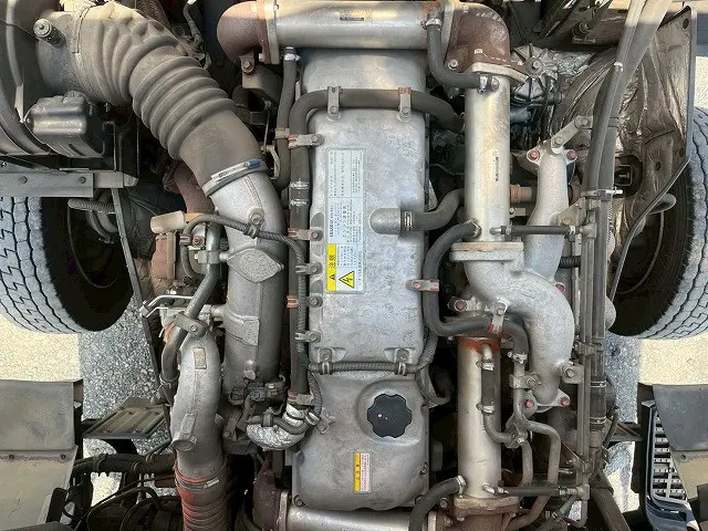 いすゞ ギガ QKG-CYJ77A(8x4)の写真41