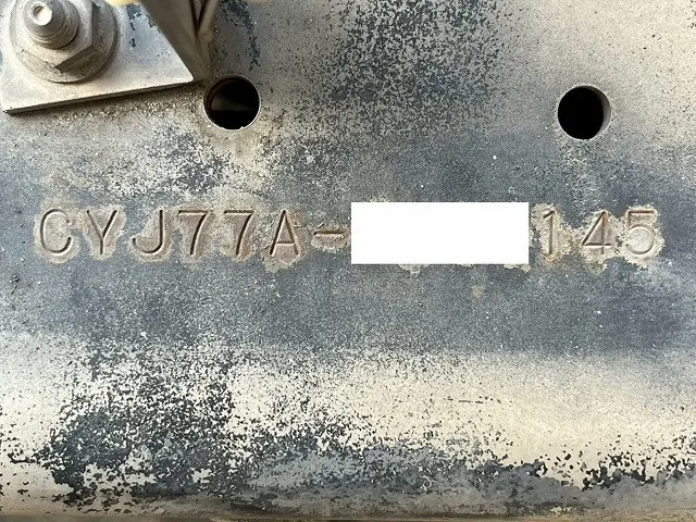 いすゞ ギガ QKG-CYJ77A(8x4)の写真50