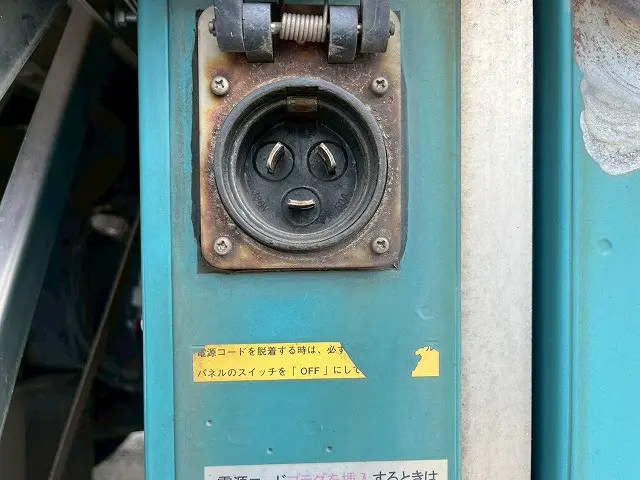 日野 プロフィア 2DG-FR1EHG(6x2)の写真17