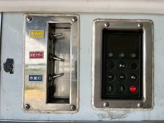 日野 プロフィア 2DG-FR1EHG(6x2)の写真19