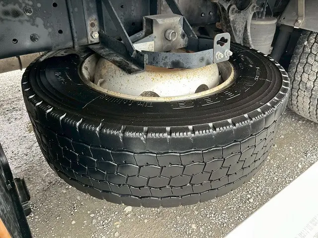 UD クオン QPG-CG5ZA(8x4)の写真48