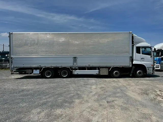 8×4！4軸低床2デフ！内高265cm！H29クオンアルミウイングPG|ＵＤ クオン QPG-CG5ZA(8x4)の写真5