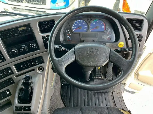 ＵＤ クオン QPG-CG5ZA(8x4)の写真26