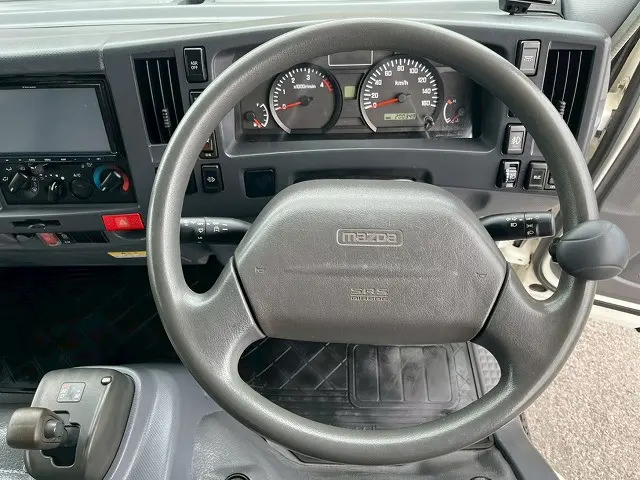 マツダ タイタン BDG-LPR85AN(2WD)の写真27