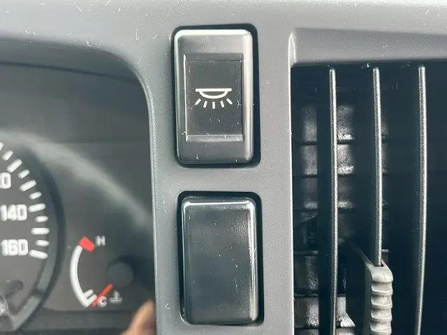 マツダ タイタン BDG-LPR85AN(2WD)の写真30